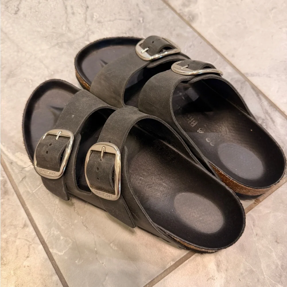 Birkenstock Arizona Big Buckle Slide Sandals in Black - Picture 1 of 5